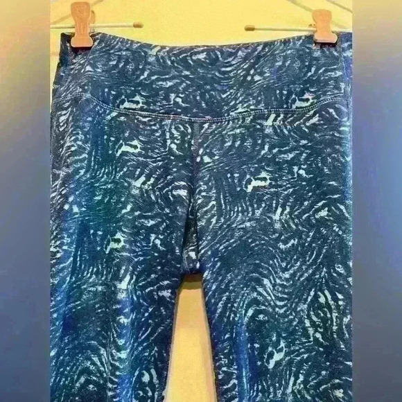 🔥Bundle of 2 ATHLETA Leggings 🔥 - Picture 4 of 9